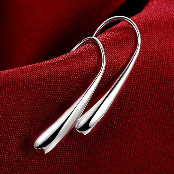 Sterling Silver Water drop shape earings - Picture 3 of 10